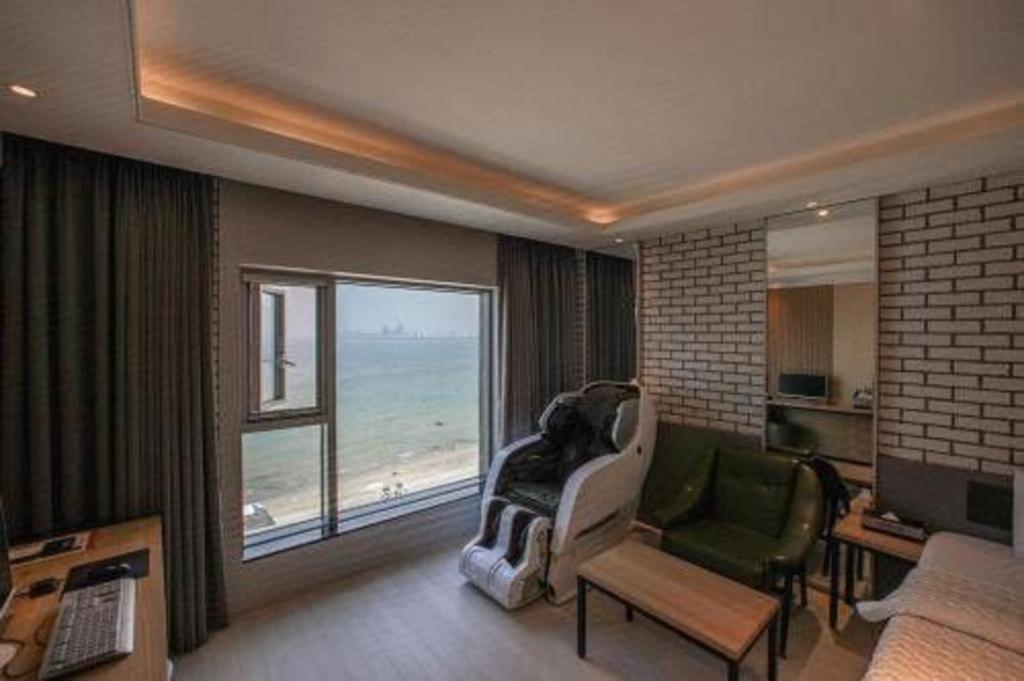 Pohang Hotel View Экстерьер фото