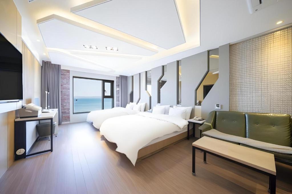 Pohang Hotel View Экстерьер фото